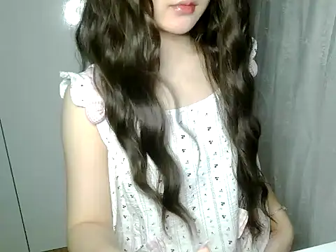 Annabelle-e online show from July 19, 2026, 8:56 pm