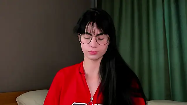 Snapshot of ArlineJanik chatting on September 11, 2025, 11:32 am ArlineJanik online show from September 11, 2025, 11:32 am