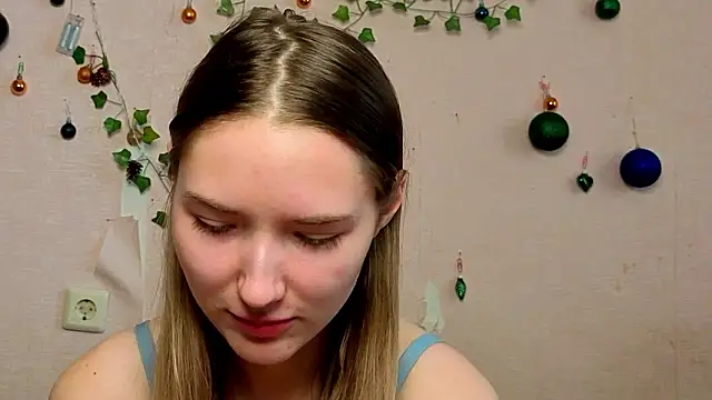  kikiclark   online show from February 8, 2026, 12:08 pm