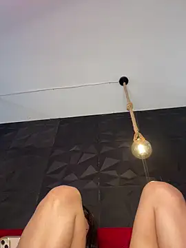 Juanita-Diaz online show from December 3, 2025, 8:29 pm