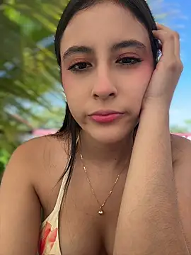 Juanita-Diaz online show from June 18, 2026, 8:35 pm