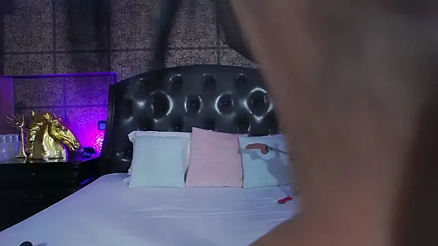 KendraMaxx online show from February 27, 2026, 6:13 am