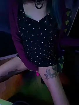 mmmminaDarling online show from February 20, 2026, 6:26 am