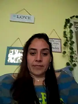 denissebombon online show from February 8, 2026, 8:56 pm