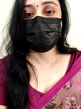 Monica cams online show from September 18, 2025, 5:04 pm