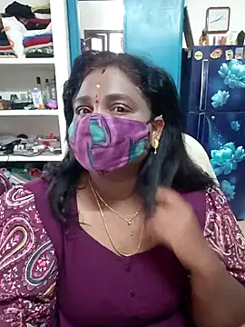 Snapshot of Tamil_Kavitha10 chatting on April 25, 2026, 12:57 am Tamil Kavitha10 online show from April 25, 2026, 12:57 am