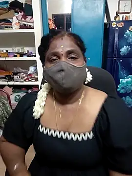 Snapshot of Tamil_Kavitha10 chatting on April 30, 2026, 7:42 pm Tamil Kavitha10 online show from April 30, 2026, 7:42 pm
