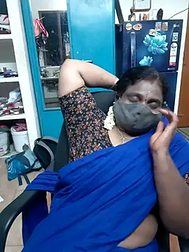 Snapshot of Tamil_Kavitha10 chatting on April 30, 2026, 9:08 pm Tamil Kavitha10 online show from April 30, 2026, 9:08 pm