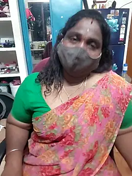 Snapshot of Tamil_Kavitha10 chatting on May 3, 2026, 4:13 pm Tamil Kavitha10 online show from May 3, 2026, 4:13 pm