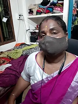 Snapshot of Tamil_Kavitha10 chatting on May 27, 2026, 5:10 pm Tamil Kavitha10 online show from May 27, 2026, 5:10 pm