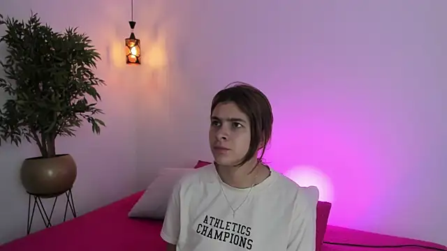 kaylajhonnes6 online show from September 28, 2025, 12:54 pm