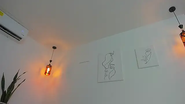 kaylajhonnes6 online show from October 23, 2025, 1:21 pm