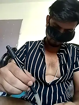 7incpink online show from October 18, 2025, 5:21 am