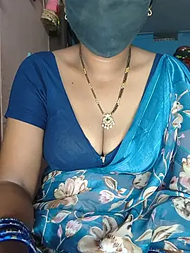 Snapshot of SindhuHappy chatting on July 13, 2026, 11:40 pm SindhuHappy online show from July 13, 2026, 11:40 pm