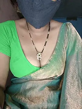 Snapshot of SindhuHappy chatting on August 3, 2026, 11:52 pm SindhuHappy online show from August 3, 2026, 11:52 pm