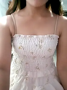 mymy06 online show from November 5, 2025, 3:34 pm