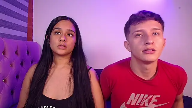 mae nathan  online show from April 17, 2026, 11:41 pm