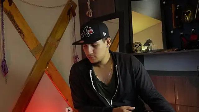 Snapshot of massimo_vidal_ chatting on September 10, 2025, 12:27 pm massimo vidal  online show from September 10, 2025, 12:27 pm