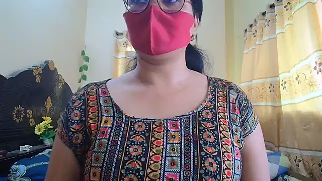 Elena cruz5 online show from April 18, 2026, 6:28 am