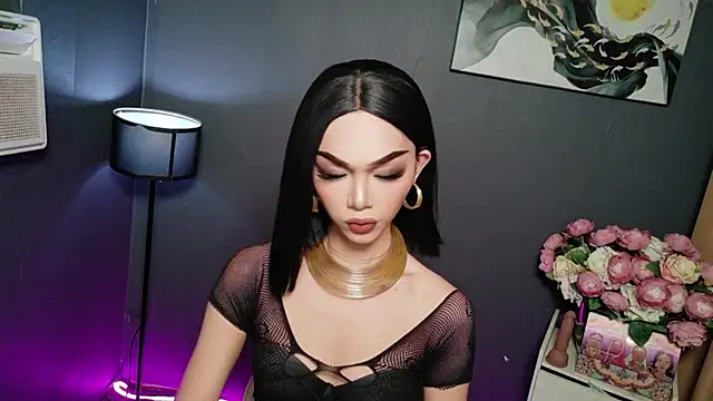 BelindaAbundance online show from November 22, 2025, 1:32 pm