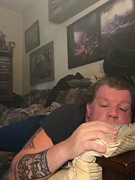 Stephanie1984 online show from April 1, 2026, 12:00 am