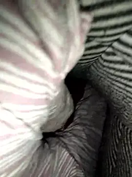 sexy  girls98 online show from January 7, 2026, 7:55 am