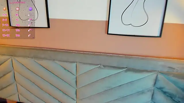 Mia Valentine  online show from February 13, 2026, 8:16 pm