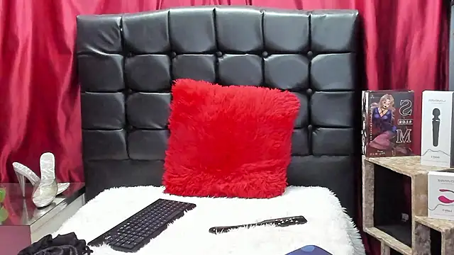 SofiaXDelRio online show from March 17, 2026, 11:02 am