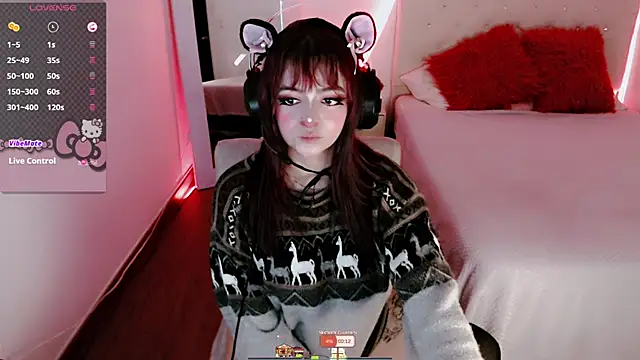 Lunyhose online show from September 17, 2025, 7:37 pm