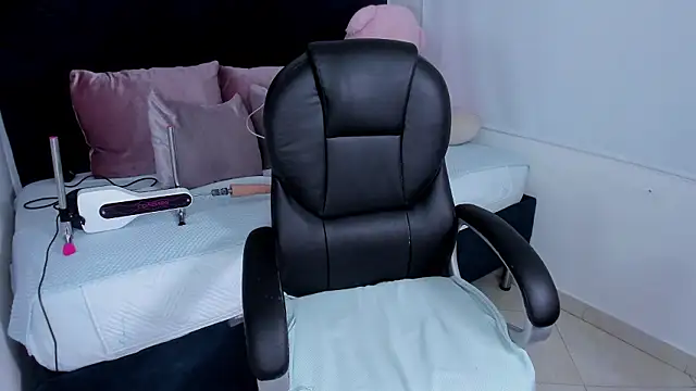 kate lua online show from March 3, 2026, 12:44 pm