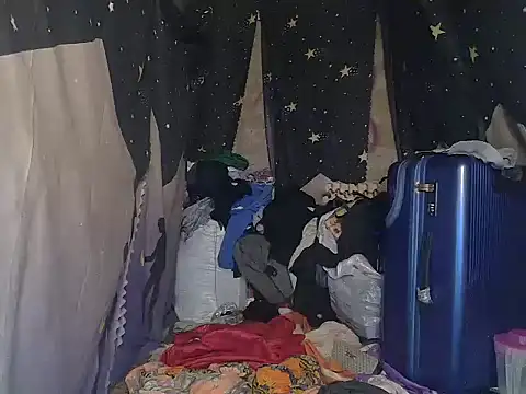 Reynalda26 online show from January 6, 2026, 6:50 am