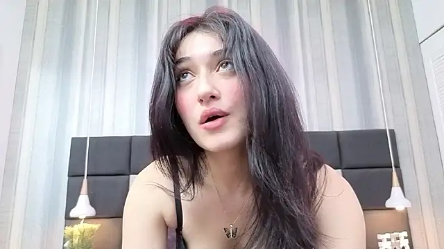 AlessandraLB online show from February 23, 2026, 8:28 pm