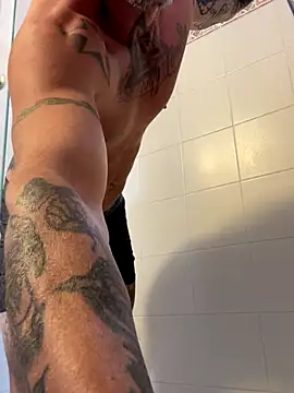 MagicLex1 online show from October 26, 2025, 5:19 pm