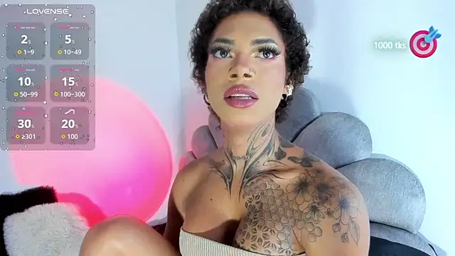 michell danna online show from November 6, 2025, 1:06 am