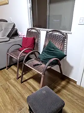 dancaEstrip online show from October 9, 2025, 4:38 pm