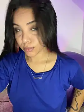 P A U L I N A  online show from September 25, 2025, 3:21 am