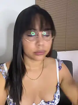 P A U L I N A  online show from February 27, 2026, 3:17 am