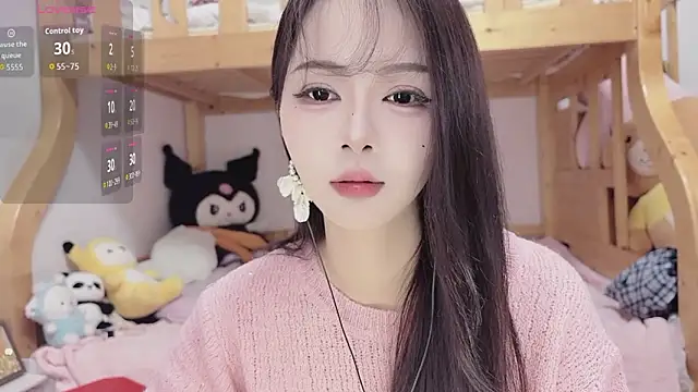 Sue101010 online show from October 25, 2025, 1:18 pm