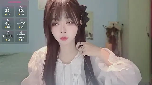 Sue101010 online show from January 10, 2026, 12:45 am