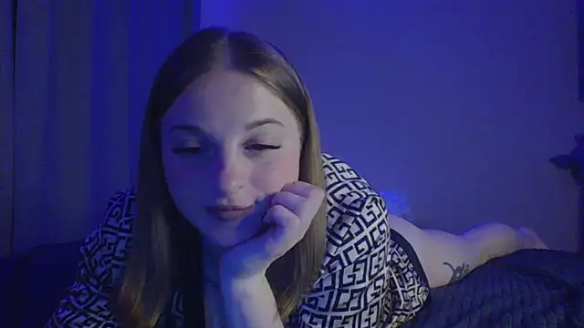 Snapshot of Star_Girlish chatting on October 3, 2025, 8:17 pm Star Girlish online show from October 3, 2025, 8:17 pm