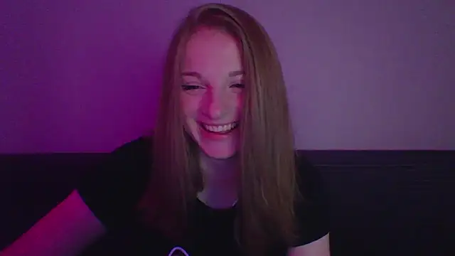 Star Girlish online show from November 4, 2025, 7:02 pm