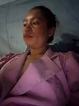 Snapshot of simi-lucy chatting on November 27, 2025, 11:12 am simi-lucy online show from November 27, 2025, 11:12 am