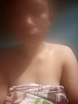 simi-lucy online show from December 23, 2025, 7:06 am