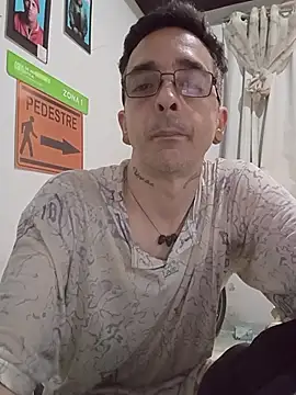 dinho carioca online show from November 30, 2025, 3:27 pm