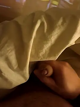 Normalludo0202 online show from January 14, 2026, 7:58 am