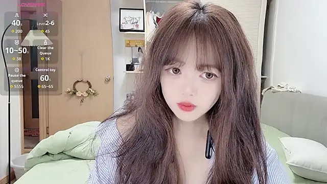 DDDDDoremi online show from October 4, 2025, 3:04 am