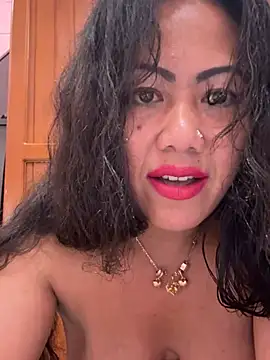 Lindarossyta online show from June 15, 2026, 7:05 pm