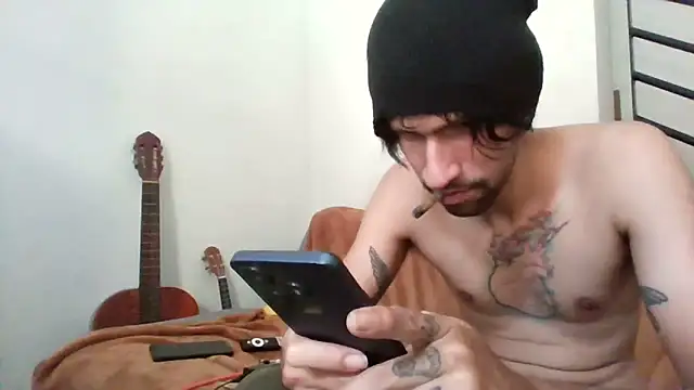 Snapshot of Alejandro92_cali chatting on June 10, 2026, 5:01 pm Alejandro92 cali online show from June 10, 2026, 5:01 pm