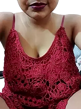 Snapshot of Kriti_Sanon_ chatting on September 8, 2025, 3:33 pm Kriti Sanon online show from September 8, 2025, 3:33 pm
