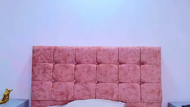 Ares Alpha online show from November 6, 2025, 6:31 pm